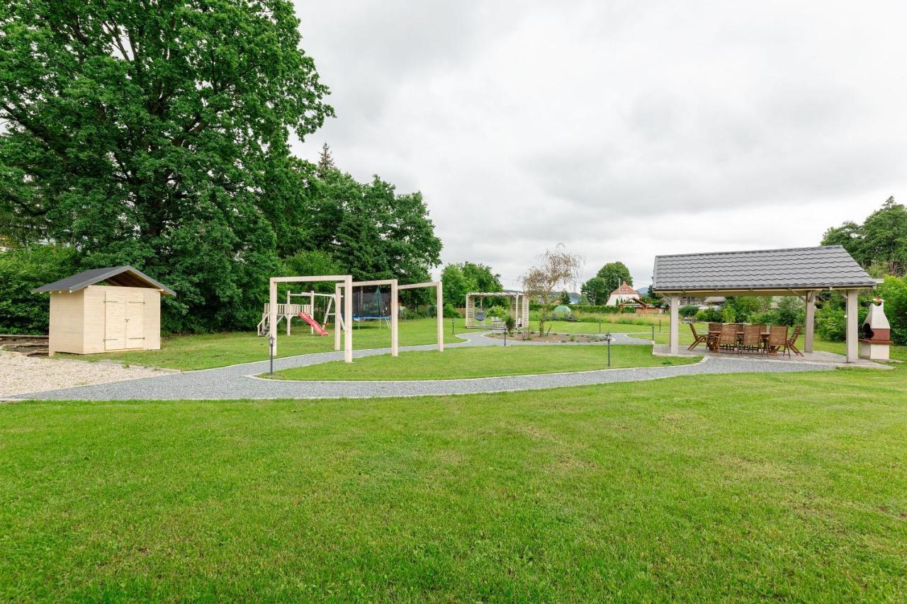 Pokoje Goscinne I Apartamenty Margaret Kudowa-Zdrój Exteriör bild