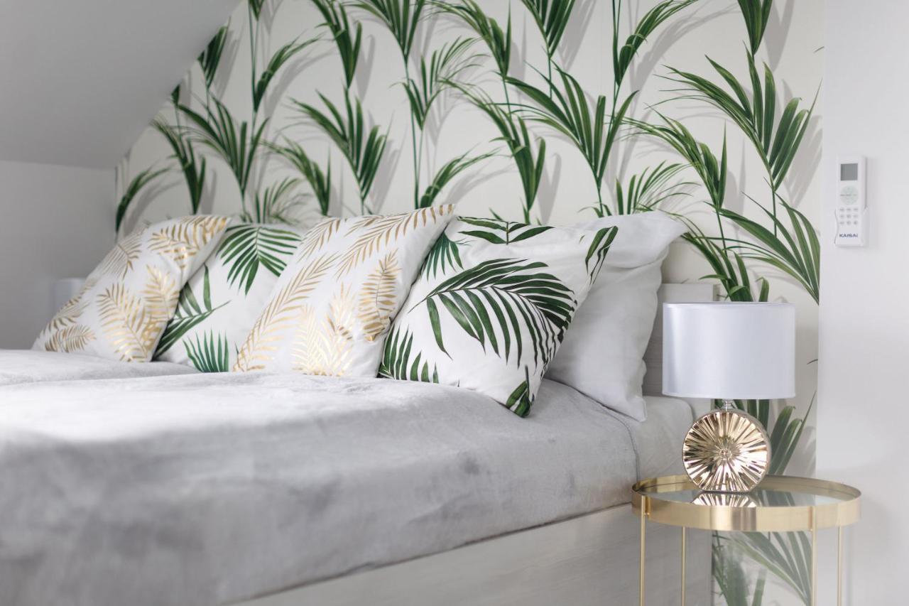 Pokoje Goscinne I Apartamenty Margaret Kudowa-Zdrój Exteriör bild