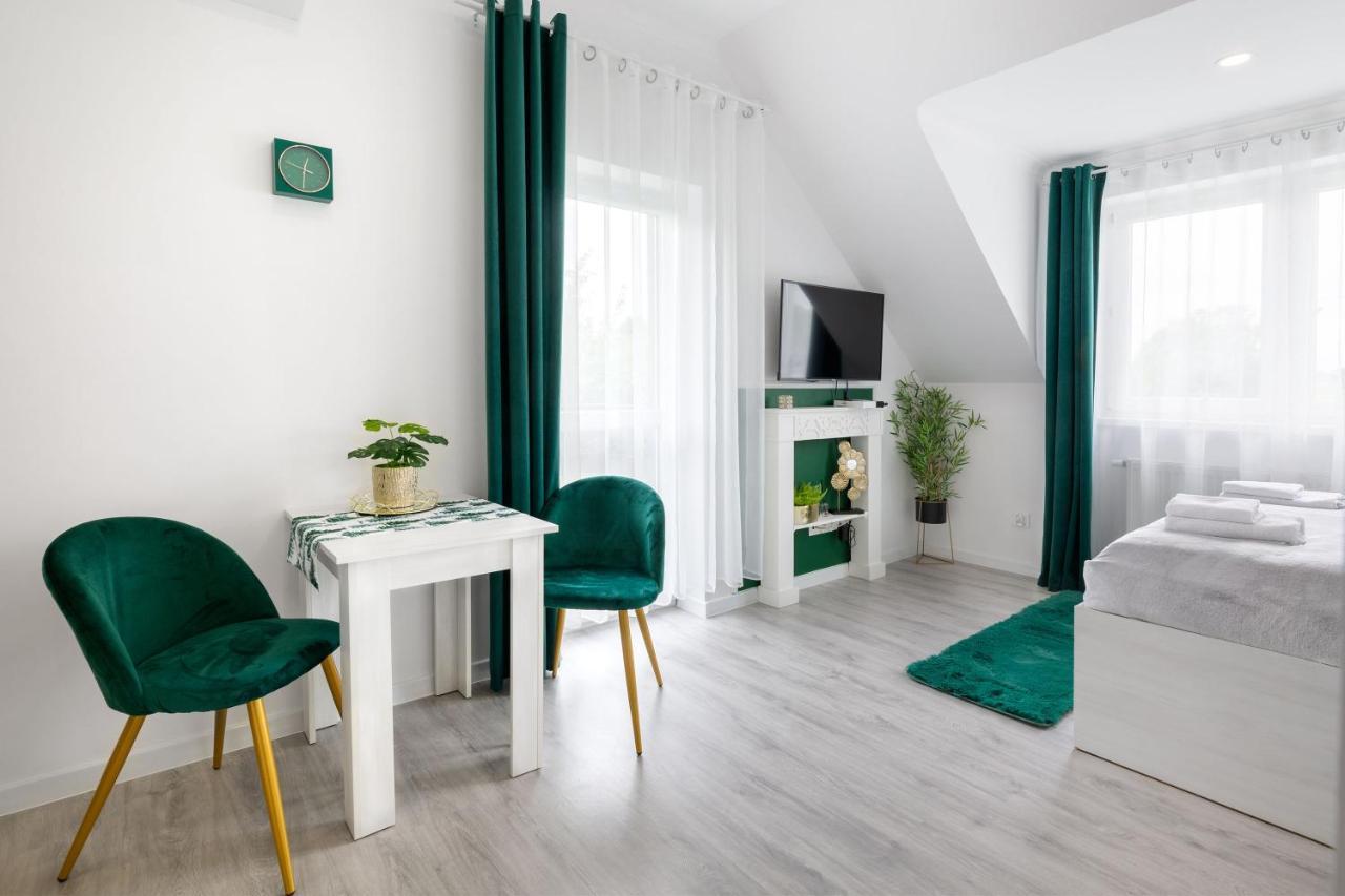 Pokoje Goscinne I Apartamenty Margaret Kudowa-Zdrój Exteriör bild